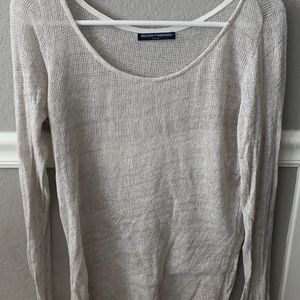 Brandy Melville lightweight sweater